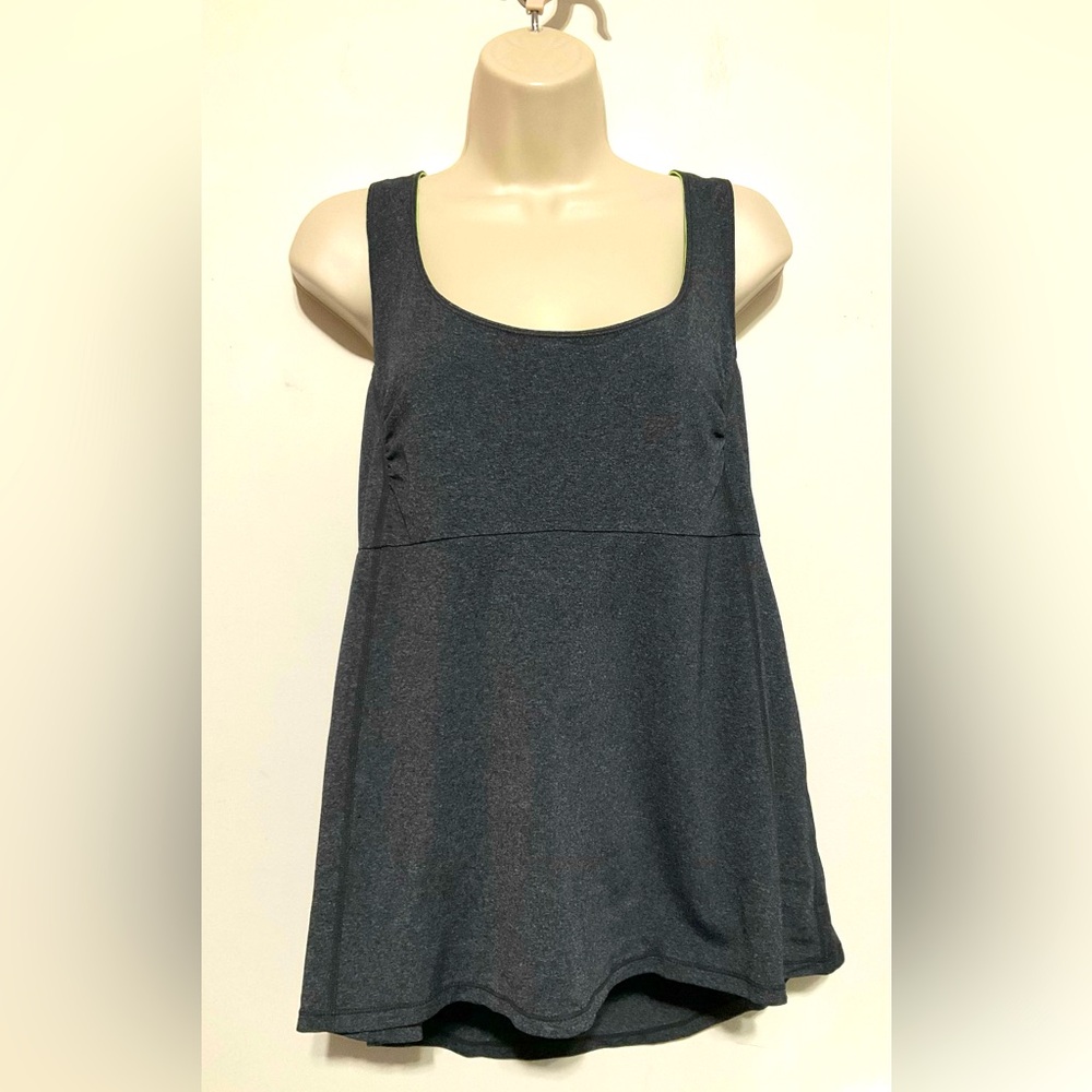 Ideology tank top racer back L “ believe in the moment”